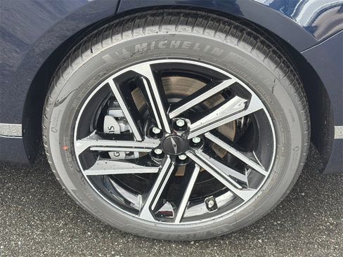 New 2026 Genesis G80 2.5T Advanced image 20