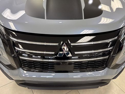 New 2026 Mitsubishi Outlander AWD image 49
