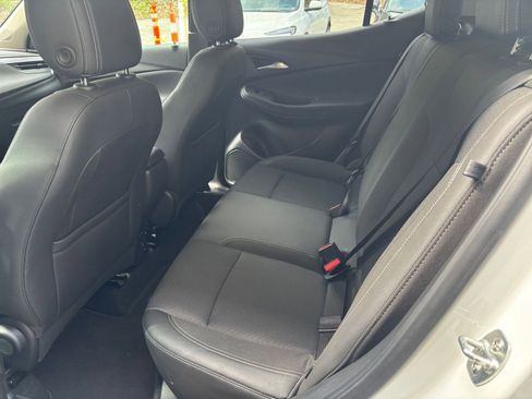 Used 2025 Buick Encore GX Preferred FWD image 37