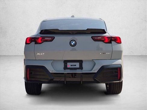 New 2027 BMW X2 xDrive28i AWD/4WD image 8