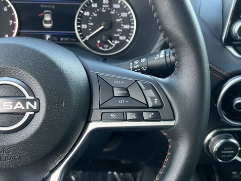 Used 2024 Nissan Sentra SR w/ SR Premium Package image 12