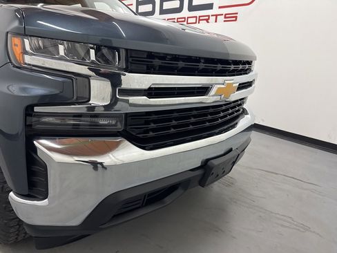 Used 2020 Chevrolet Silverado 1500 LT w/ Texas Edition image 2