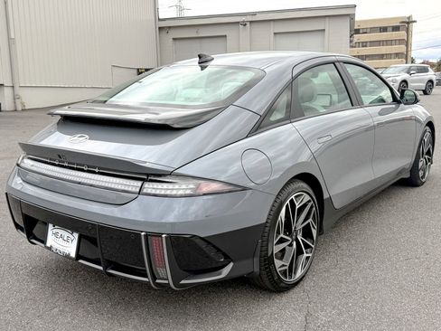 Used 2023 Hyundai Ioniq 6 SEL image 6