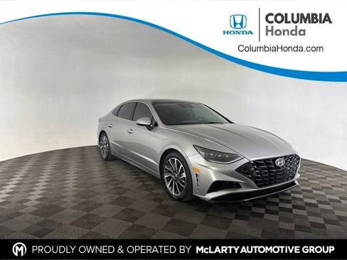 Used 2022 Hyundai Sonata Limited FWD image 1