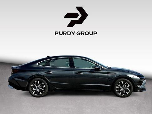Used 2025 Hyundai Sonata SEL FWD image 9