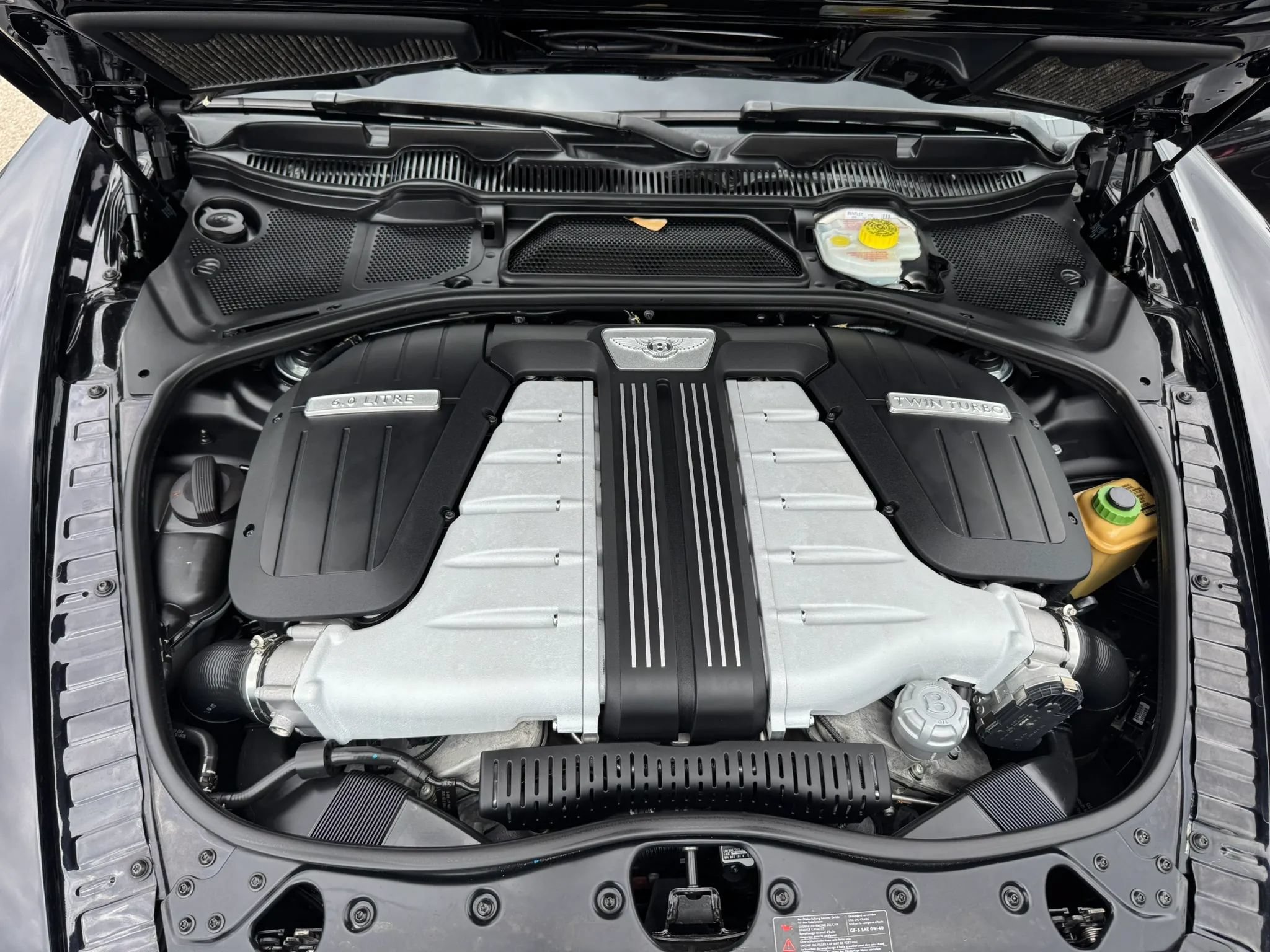 Used 2014 Bentley Flying Spur W12 AWD/4WD image 53