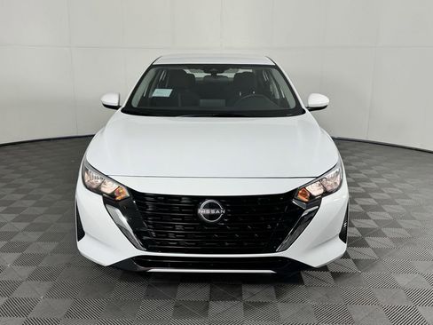 New 2025 Nissan Sentra SV image 9