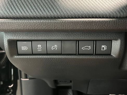 New 2026 Toyota Camry Hybrid w/ Multimedia Upgrade Package AWD/4WD image 31