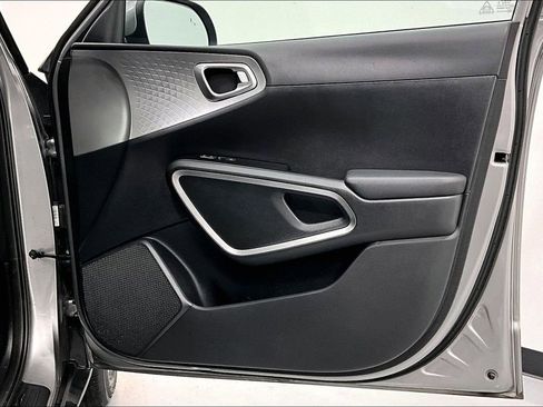 Used 2023 Kia Soul LX w/ Option Group 015 image 22