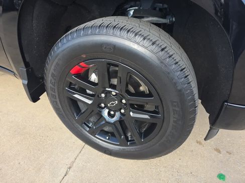 Used 2022 Chevrolet Silverado 1500 RST w/ Redline Edition image 3