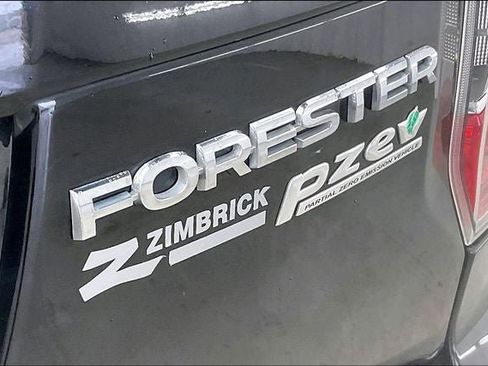 Used 2014 Subaru Forester 2.5i Premium w/ All-Weather Package image 9