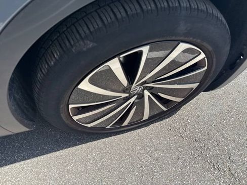 Used 2024 Volkswagen ID.4 S RWD image 14