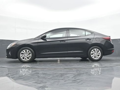 Used 2020 Hyundai Elantra SE w/ Cargo Package (C1) image 27