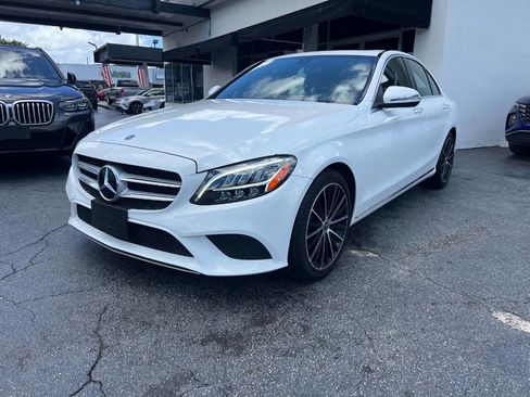 Used 2020 Mercedes-Benz C 300 Sedan image 4