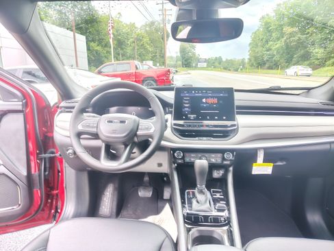 New 2026 Jeep Compass Limited AWD/4WD image 26