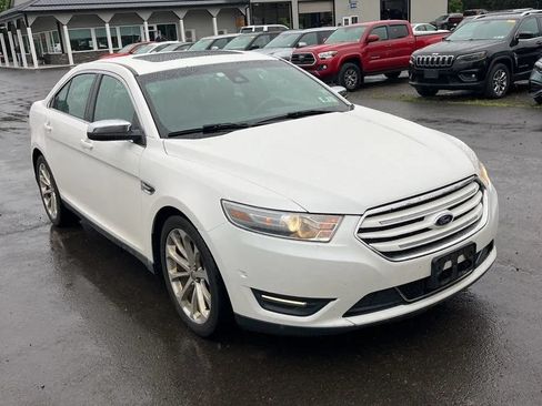 Used 2013 Ford Taurus Limited AWD/4WD image 12