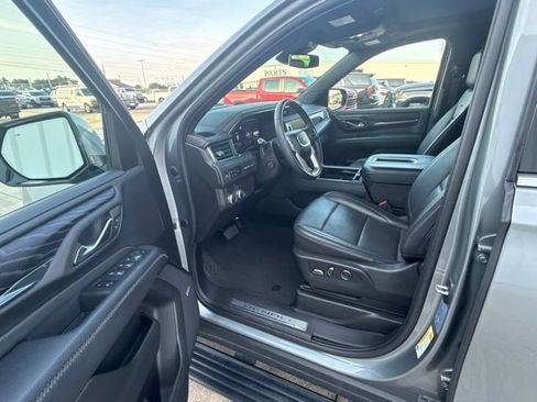 Used 2023 GMC Yukon Denali RWD image 24