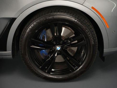 Used 2026 BMW X7 xDrive40i AWD/4WD image 25