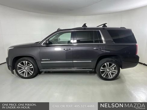 Used 2018 GMC Yukon Denali w/ Denali Ultimate Package AWD/4WD image 9