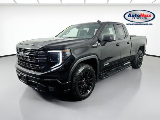 Used 2023 GMC Sierra 1500 Elevation w/ LPO, Elevation Black Package AWD/4WD image 4