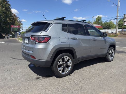 Used 2020 Jeep Compass Limited AWD/4WD image 7