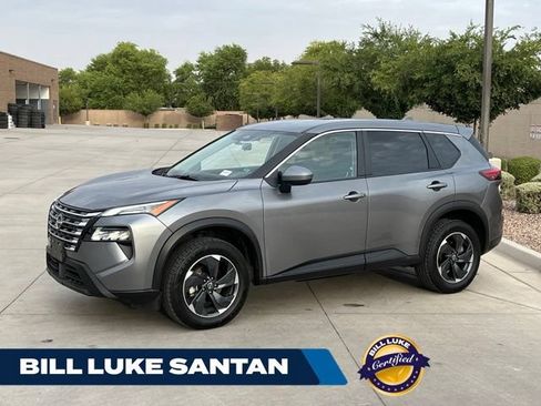 Used 2025 Nissan Rogue SV AWD/4WD image 1