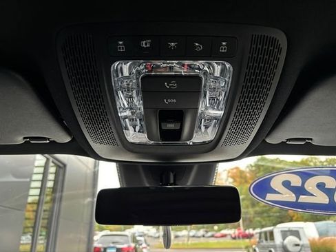 Used 2022 Mercedes-Benz GLB 250 4MATIC image 15