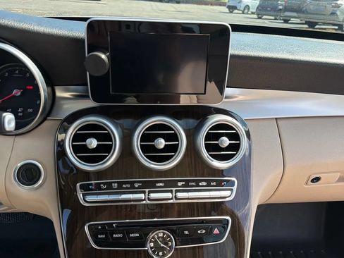 Used 2016 Mercedes-Benz C 300 4MATIC Sedan image 17