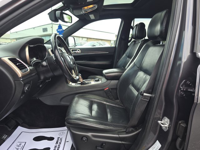 Used 2016 Jeep Grand Cherokee Limited AWD/4WD image 12