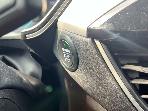 Used 2020 Ford Escape SEL image 20