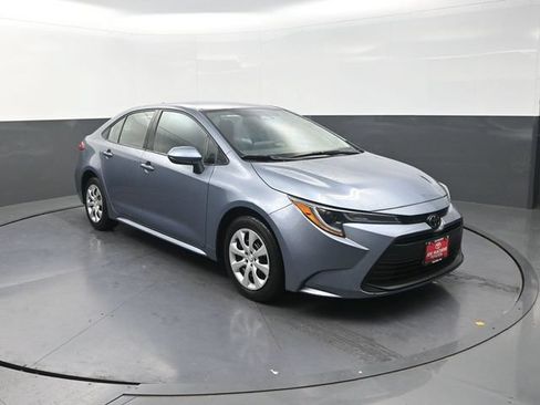 Used 2024 Toyota Corolla LE FWD image 10
