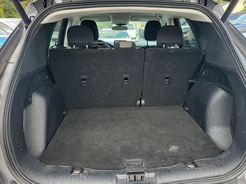 Used 2022 Ford Escape SE w/ Convenience Package image 18