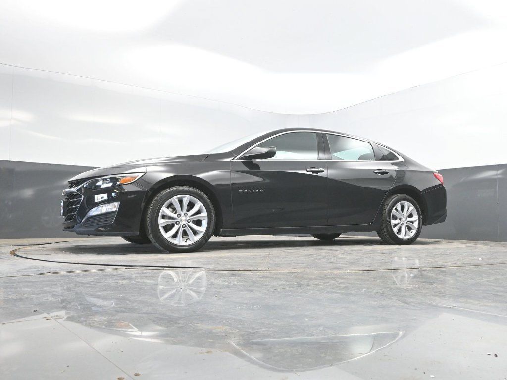 Used 2025 Chevrolet Malibu LT FWD image 32