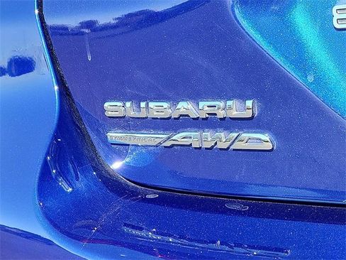 Certified 2025 Subaru Crosstrek 2.0i image 8