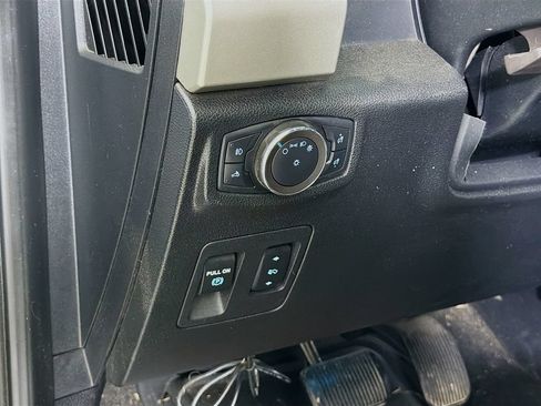 Used 2020 Ford F150 Lariat AWD/4WD image 13