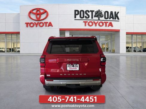Used 2025 Toyota 4Runner Limited w/ Tow Technology Package AWD/4WD image 4
