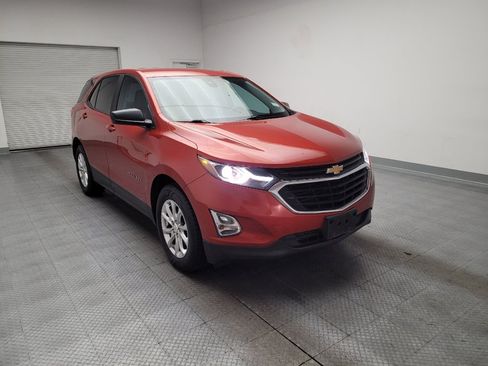 Used 2020 Chevrolet Equinox LS FWD image 13