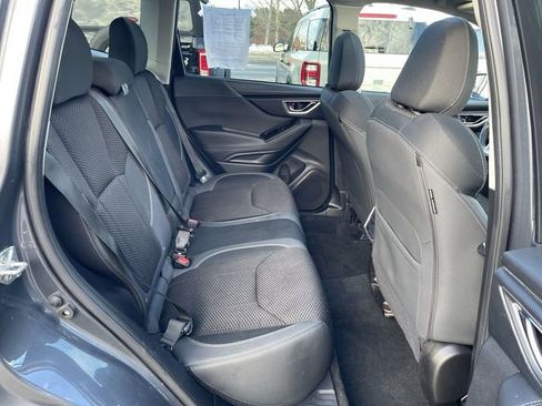 Used 2021 Subaru Forester Premium image 22