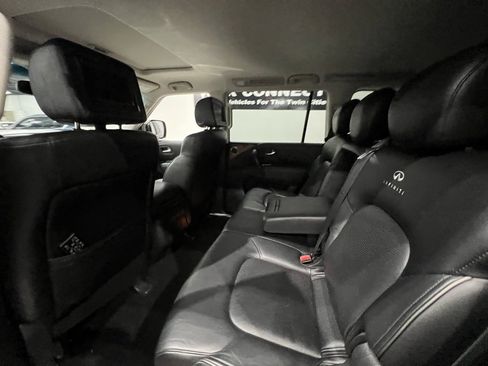 Used 2011 INFINITI QX56 4WD w/ Theater Pkg image 24