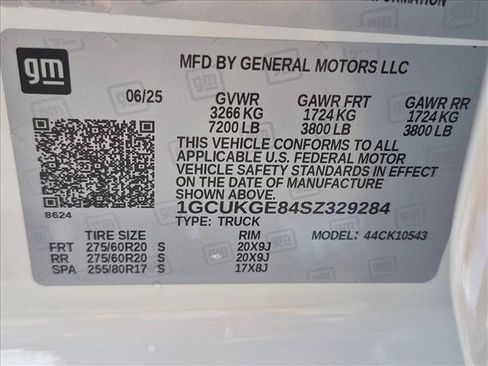 Used 2025 Chevrolet Silverado 1500 LTZ AWD/4WD image 23