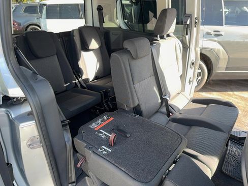 Used 2017 Ford Transit Connect XL image 11