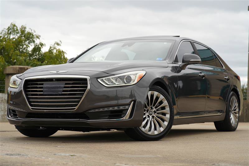 Used 2019 Genesis G90 5.0 Ultimate RWD image 2