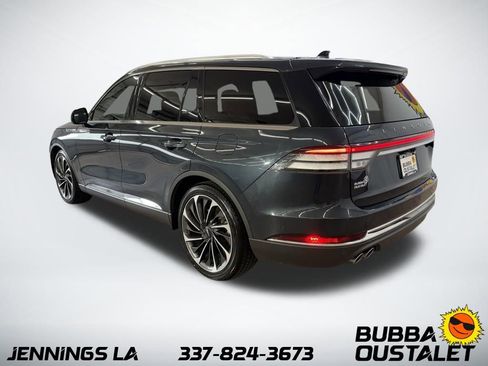 Used 2021 Lincoln Aviator Reserve w/ Equipment Group 201A RWD image 3