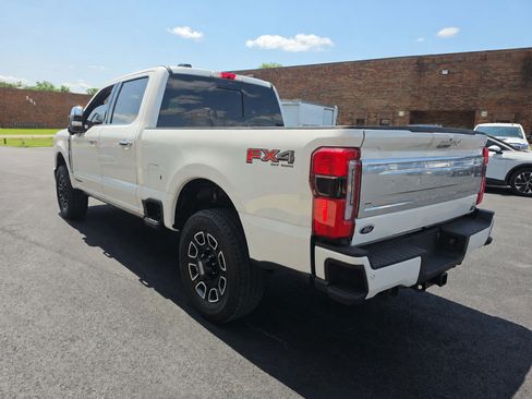 Used 2023 Ford F350 Platinum w/ FX4 Off-Road Package AWD/4WD image 5