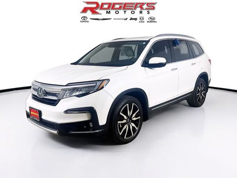Used 2020 Honda Pilot Touring image 3