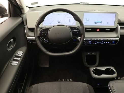 Used 2024 Hyundai Ioniq 5 SE AWD/4WD image 12