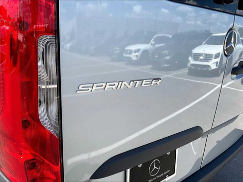 New 2025 Mercedes-Benz Sprinter 2500 image 15