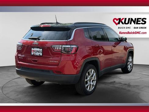 Used 2025 Jeep Compass Limited AWD/4WD image 10