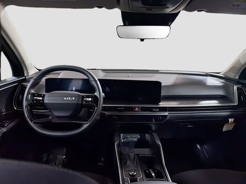 New 2026 Kia Sorento LX FWD image 22