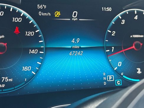 Used 2021 Mercedes-Benz GLC 300 4MATIC Coupe image 19